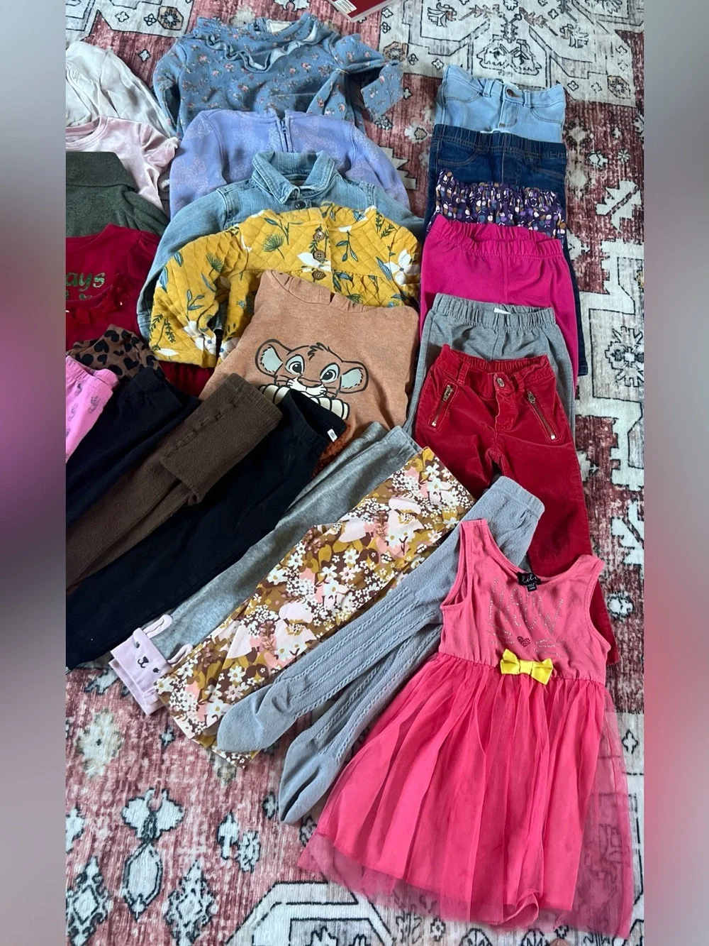 Huge Lot of 24m/2T Girls Clothing <$1/ea